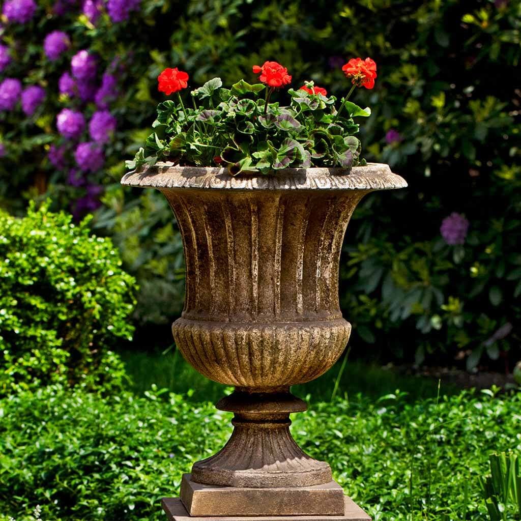 Smithsonian Classical Urn