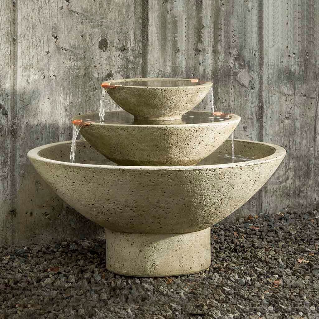 Carrera Oval Fountain