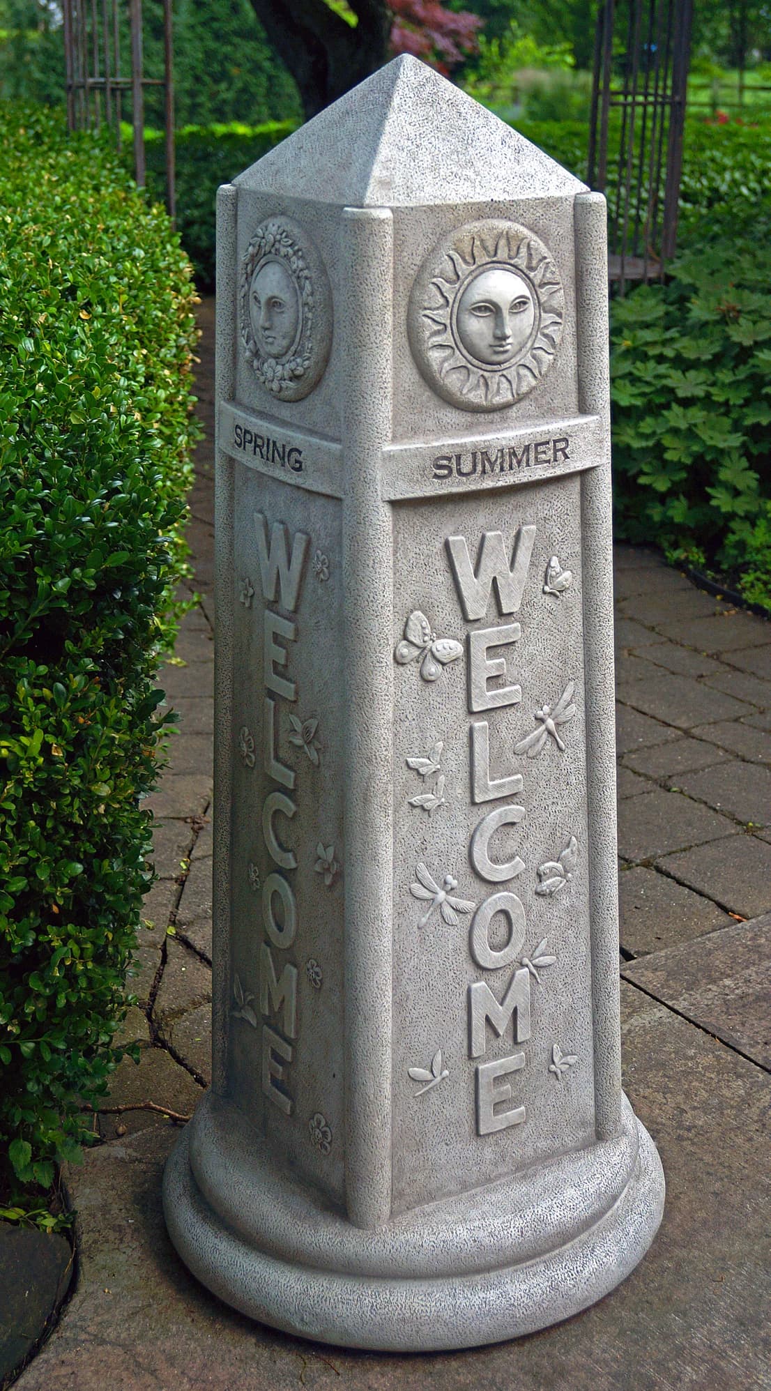 Welcome Obelisk