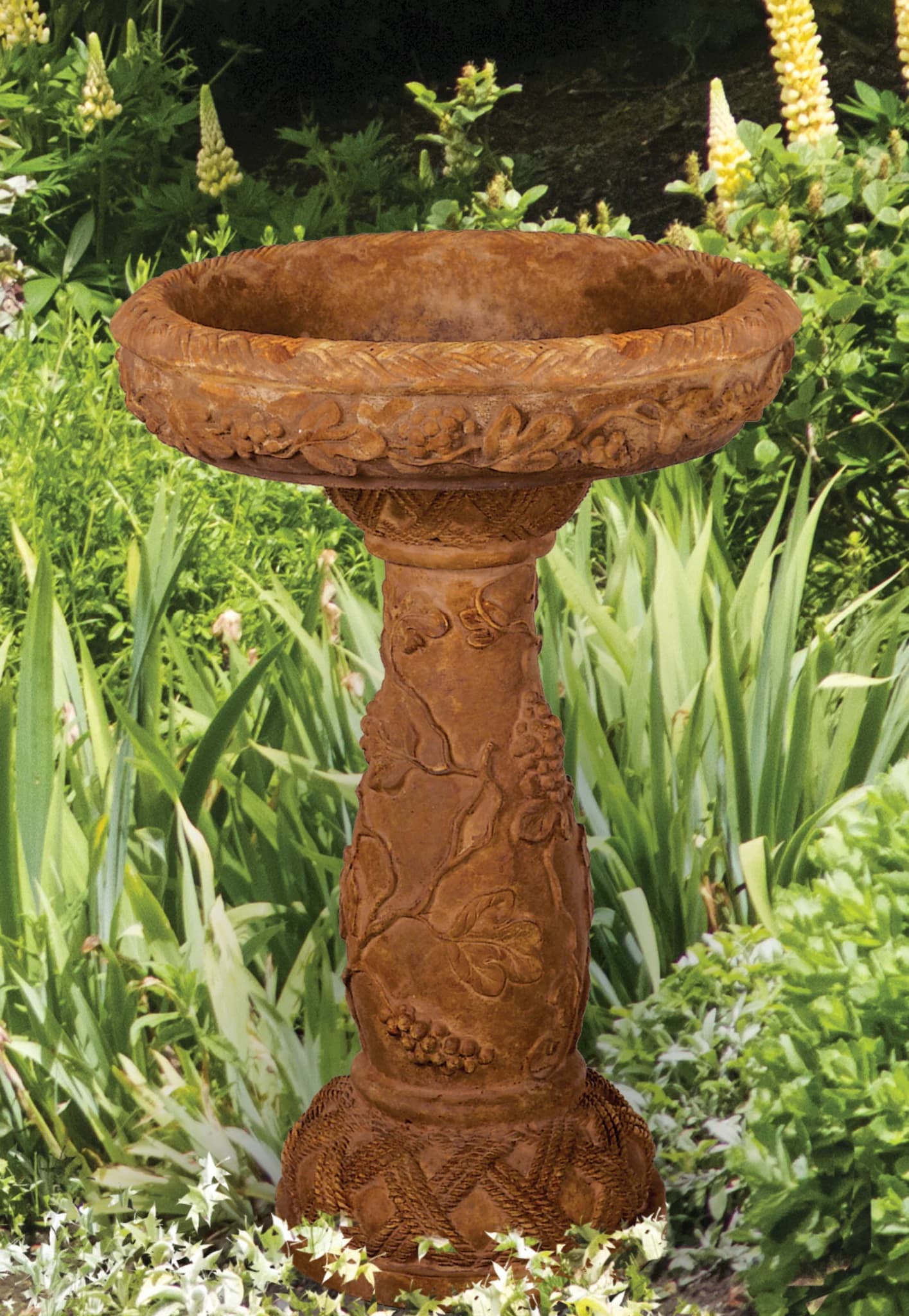 Small Grapeleaf Birdbath