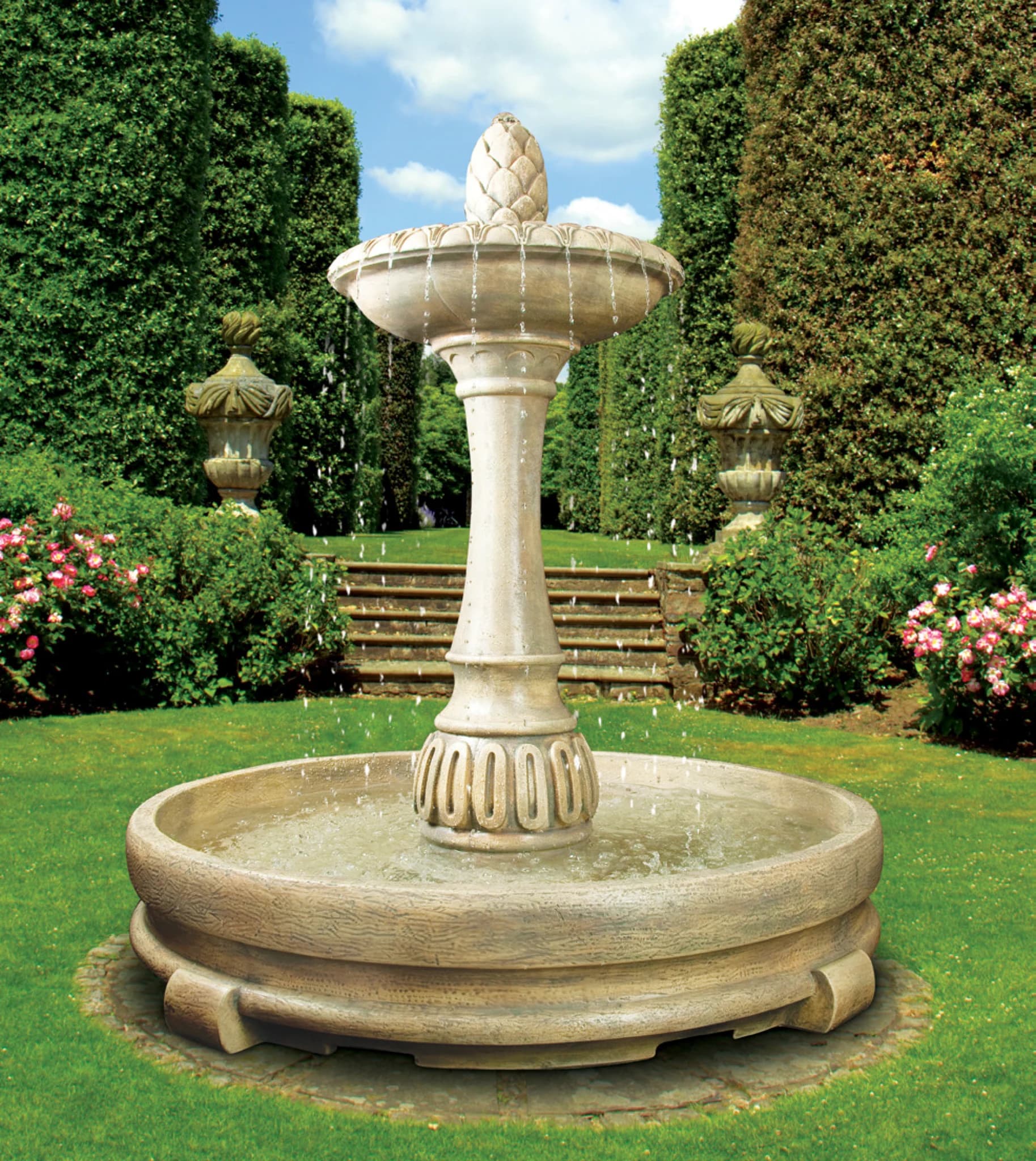 Riviera Fountain in Rondo Pool