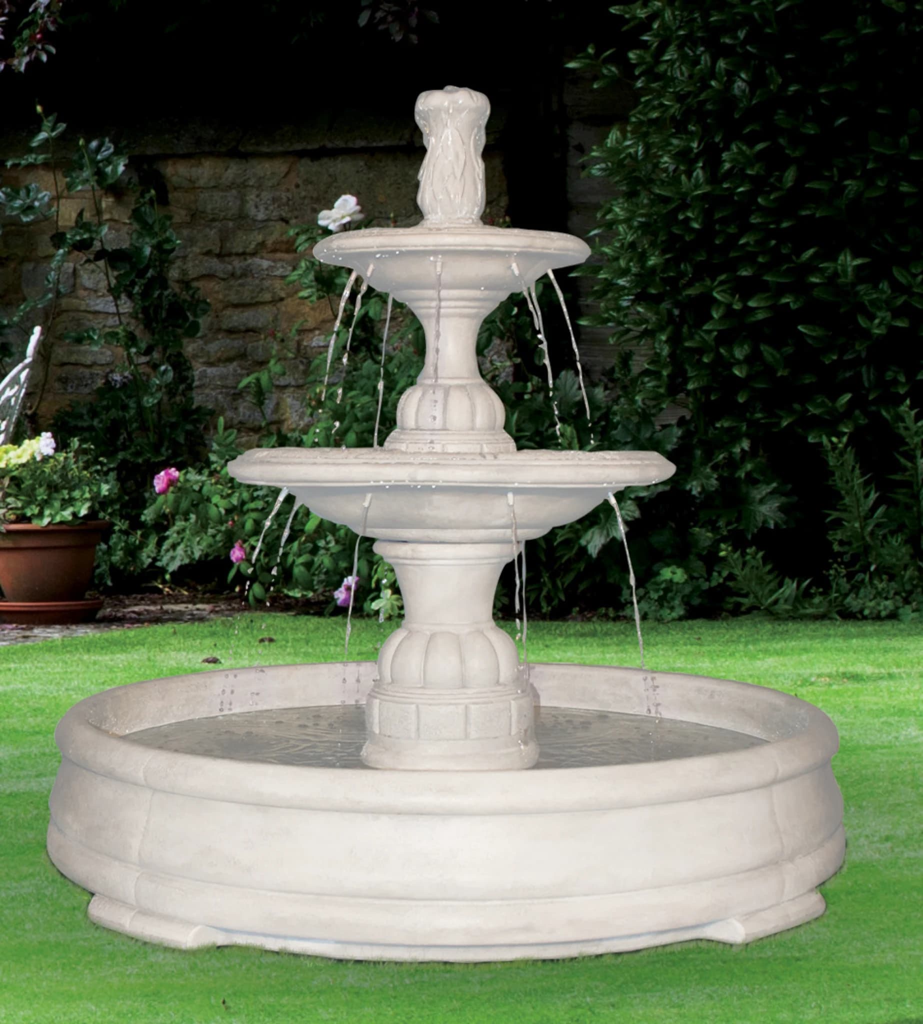 Small Contemporary Two-Tier Fountain in Grando Pool