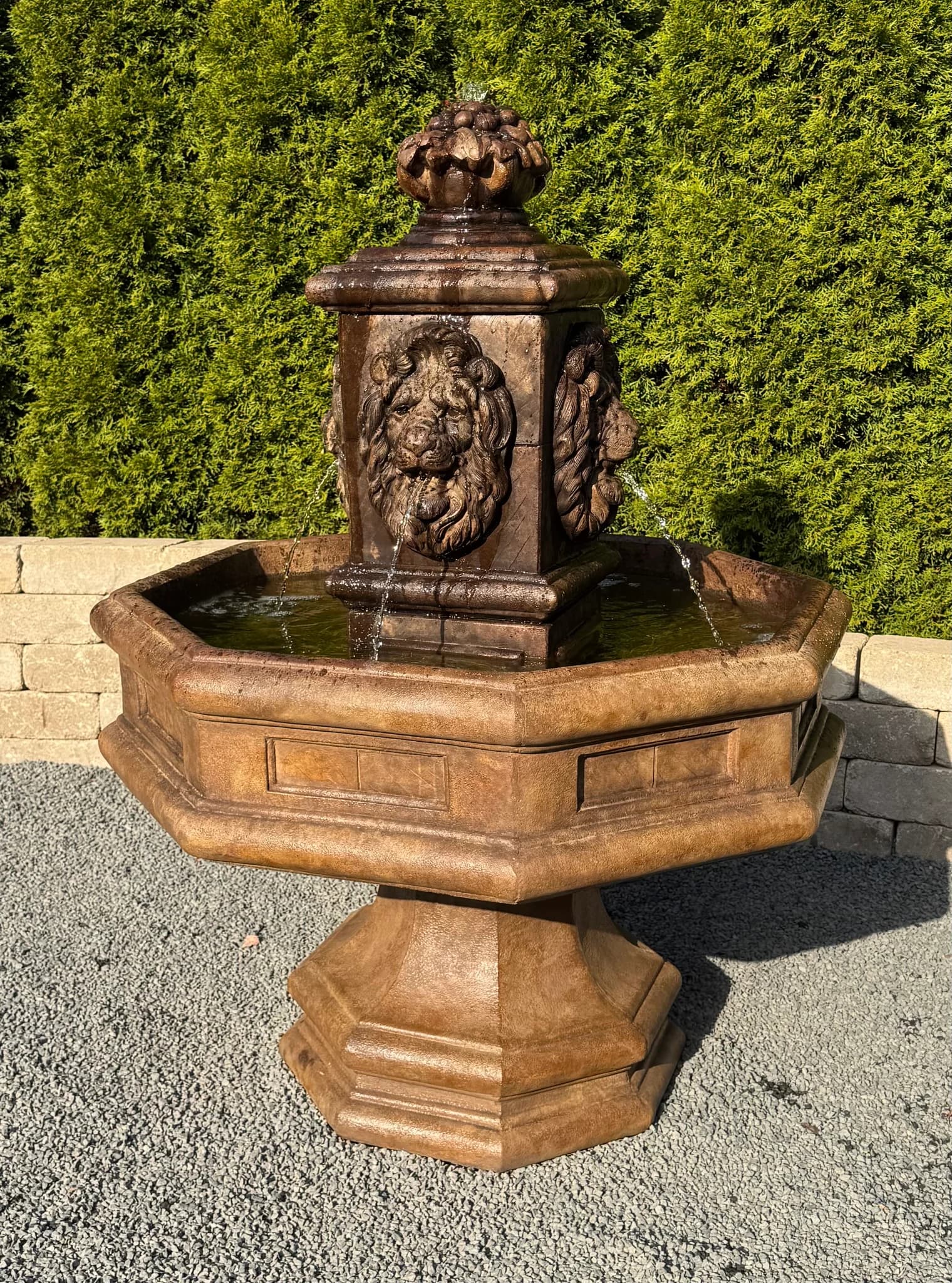 Classic Lion Fountain