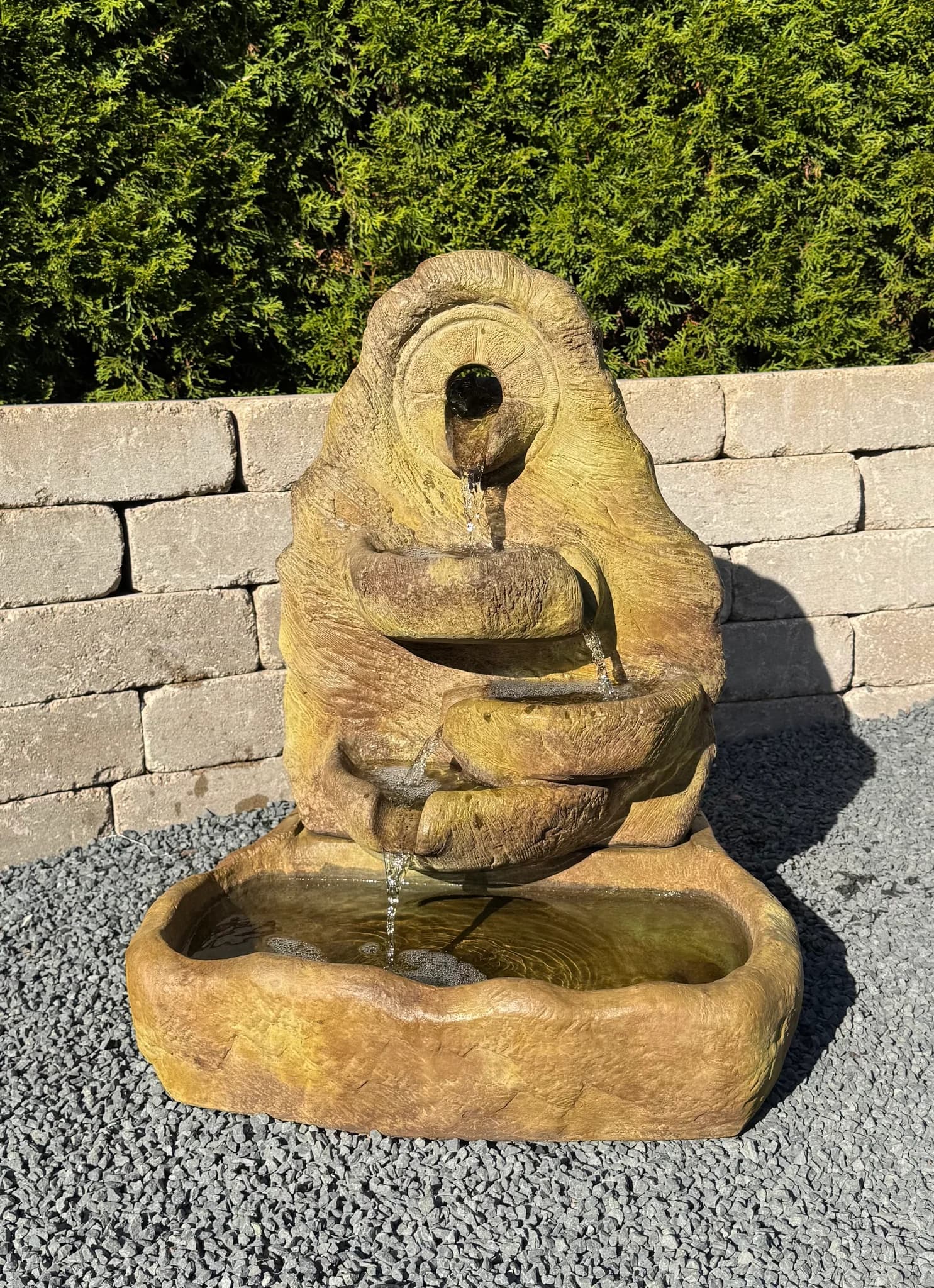 Small Multi-Spill Arch Fountain
