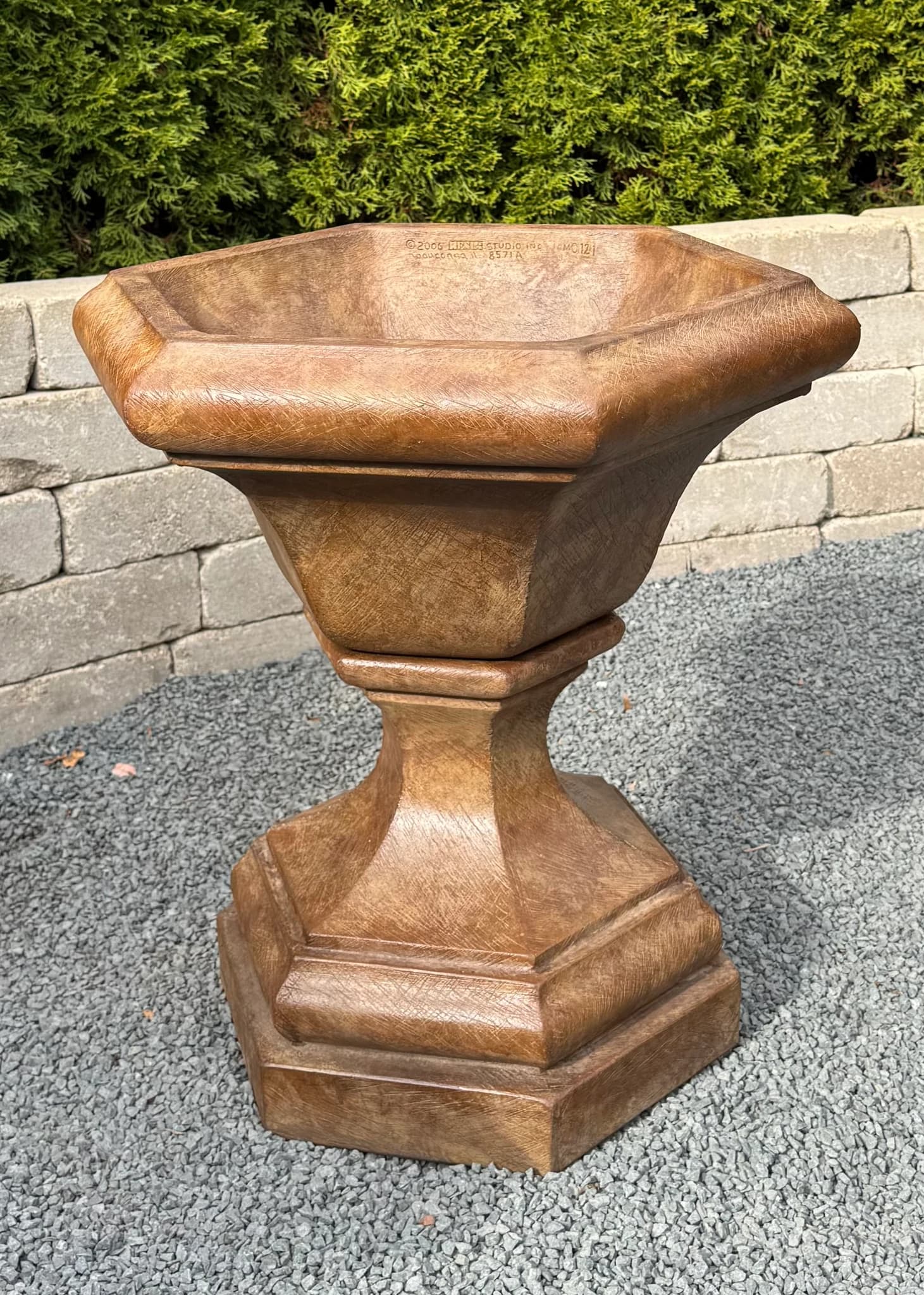 Kensington Planter