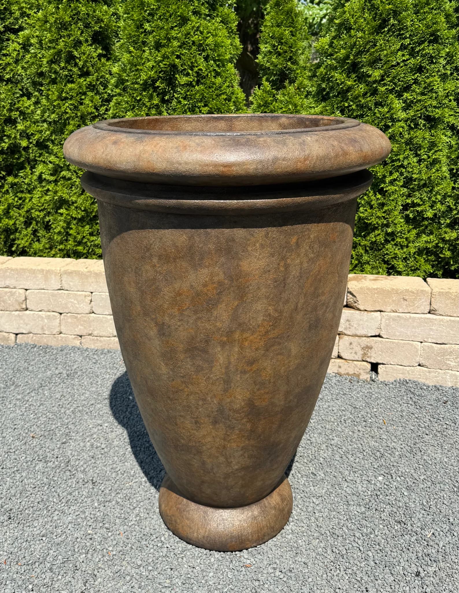 Riva II Urn