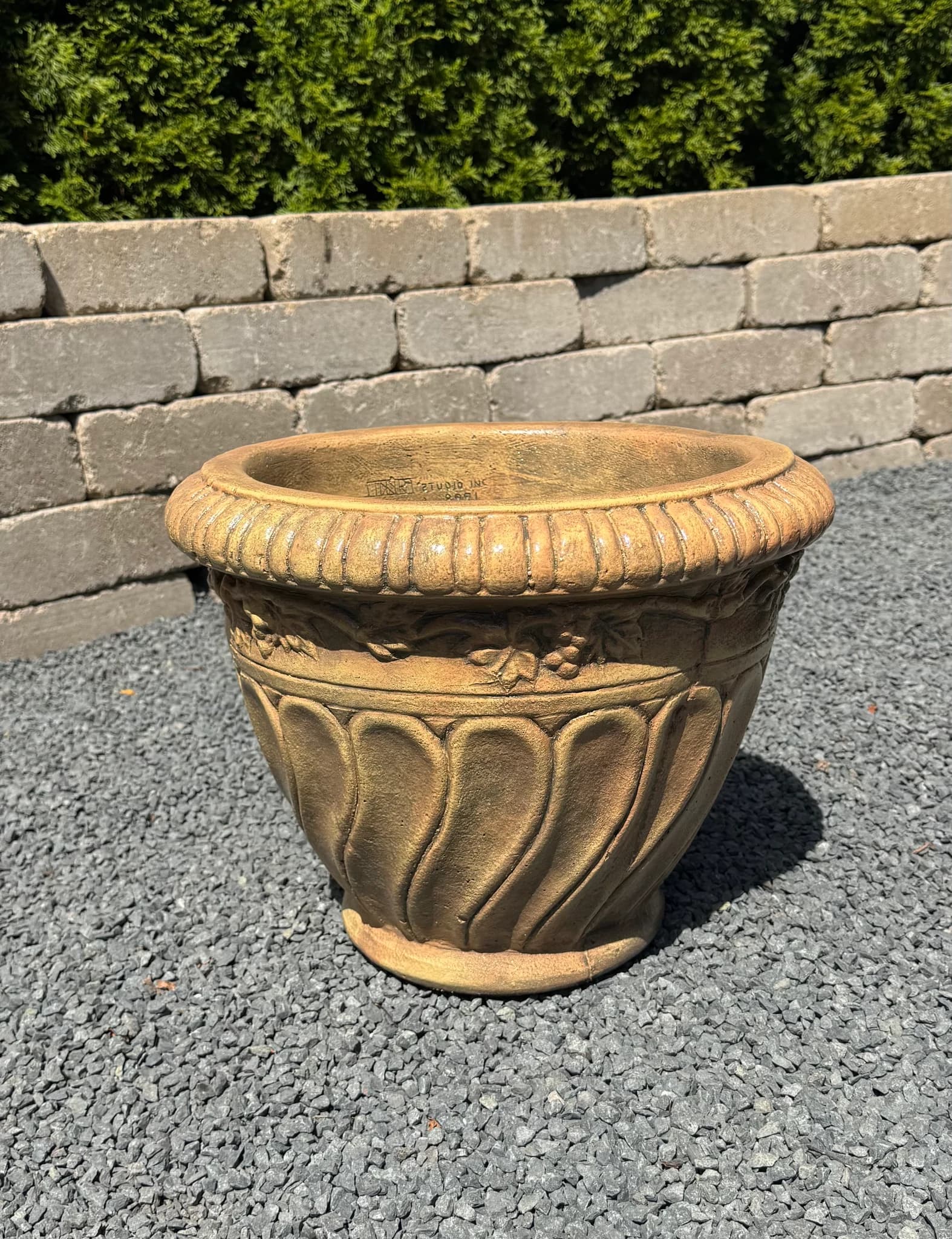 Small Cabernet Vase